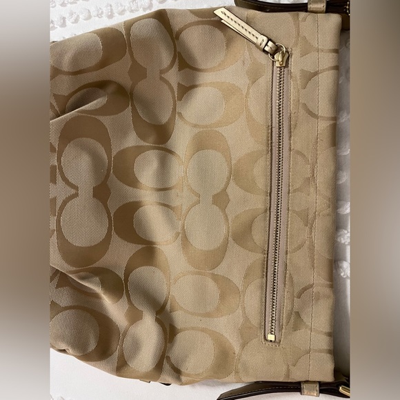 Coach crossbody bag - Picture 7 of 7